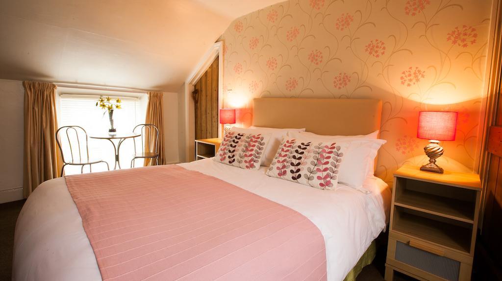 Hollybush Inn Greenhaugh Pokój zdjęcie