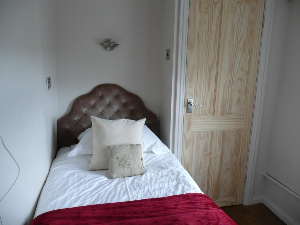 Hollybush Inn Greenhaugh Pokój zdjęcie